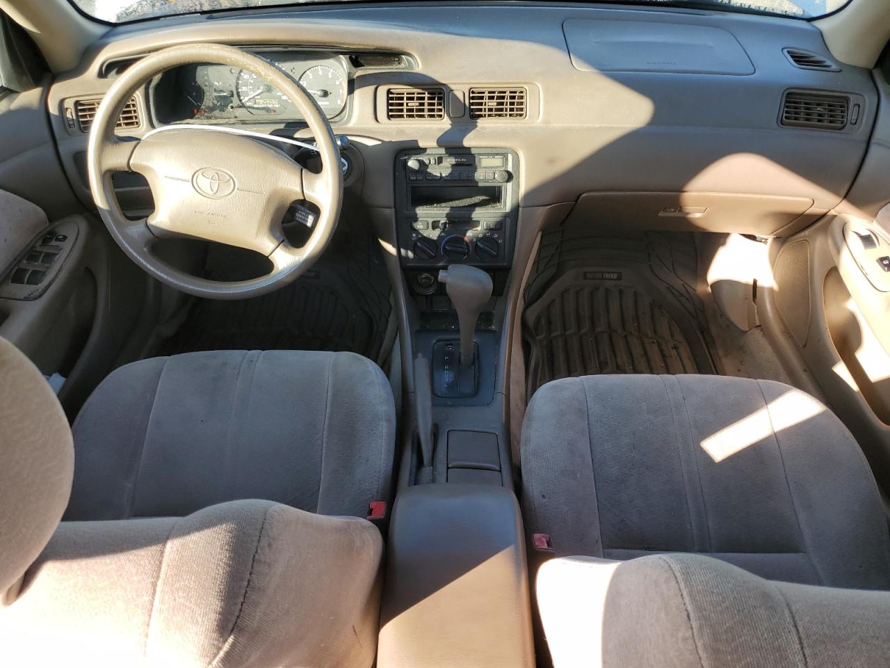 1997 Toyota Camry - Image 8