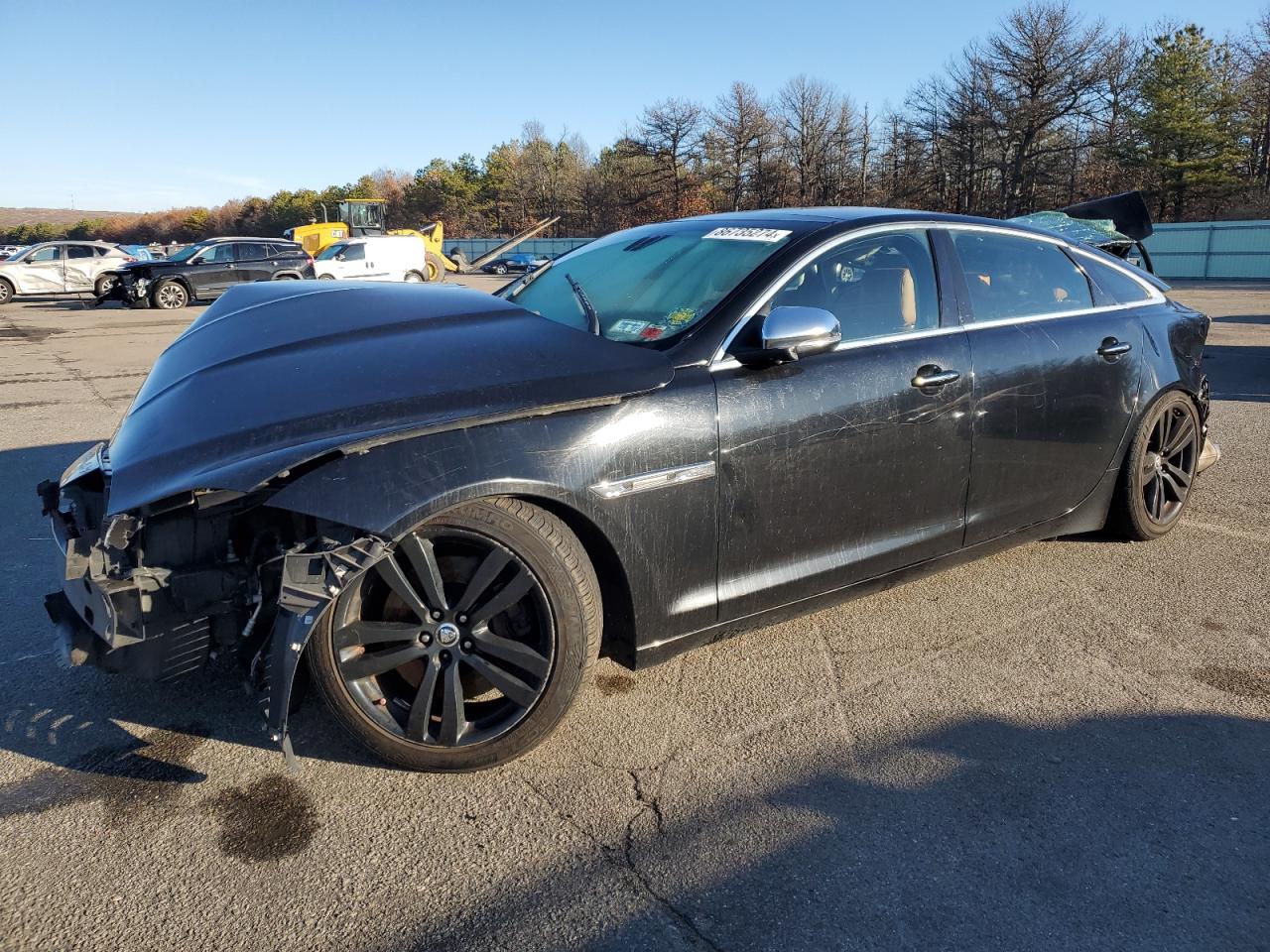 2012 Jaguar XJ - Image 1