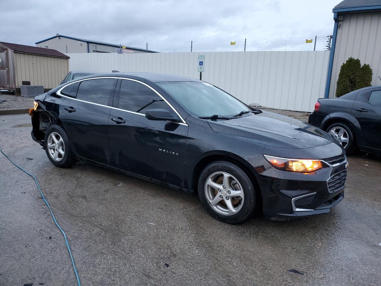 VIN 1G1ZB5ST3HF275465 2017 CHEVROLET MALIBU no.4