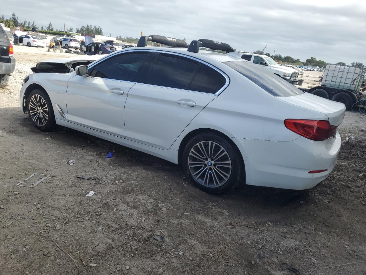 VIN WBAJR3C06LWW64454 2020 BMW 5 SERIES no.2