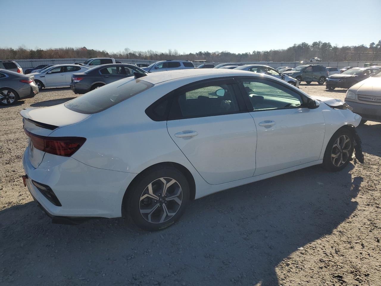 2021 Kia Forte - Image 3