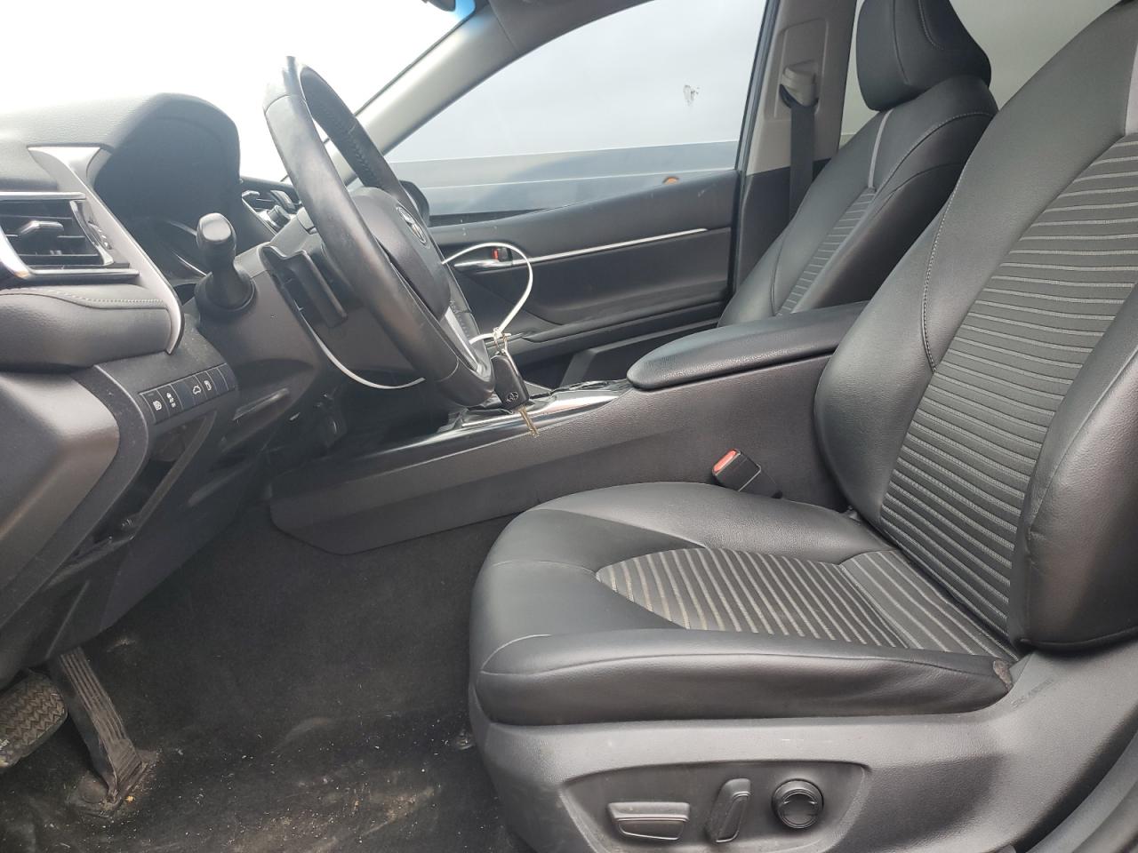 2018 Toyota Camry - Image 7