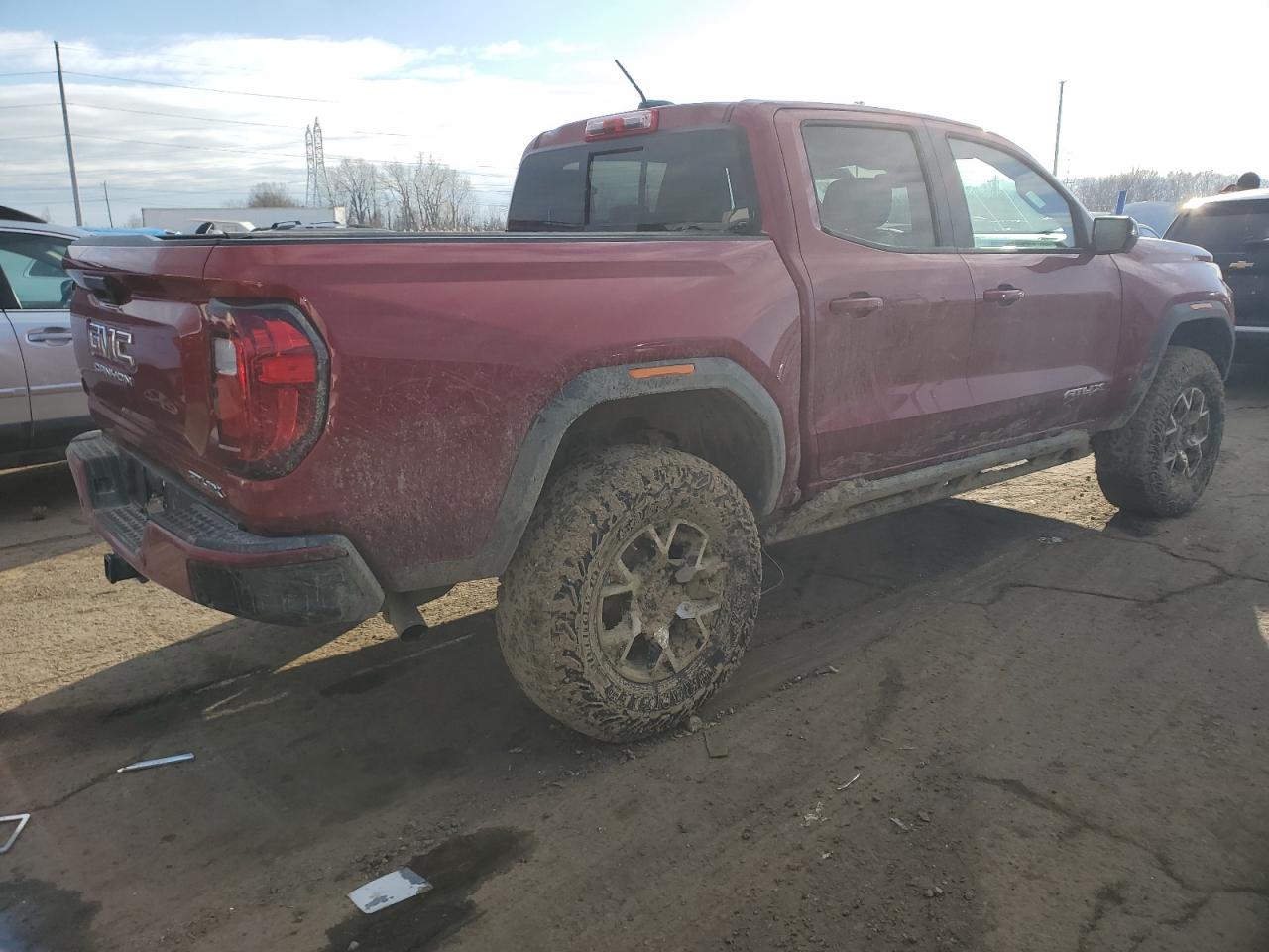 VIN 1GTP6EEK9R1153150 2024 GMC CANYON no.3