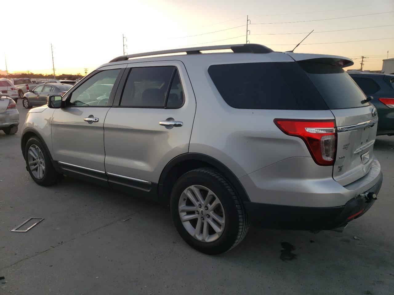 VIN 1FM5K7D89EGA67683 2014 FORD EXPLORER no.2