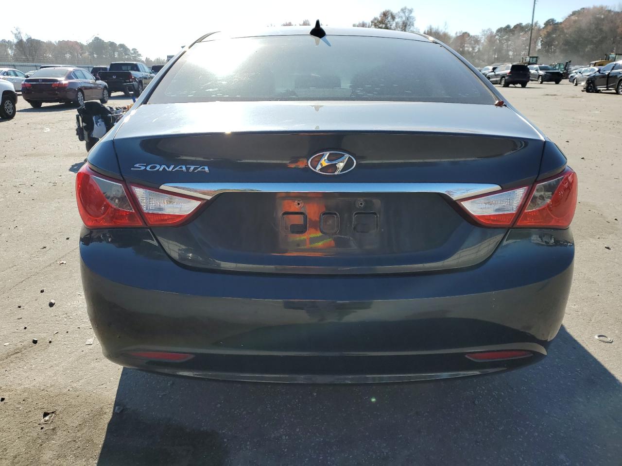 2012 Hyundai Sonata - Image 6