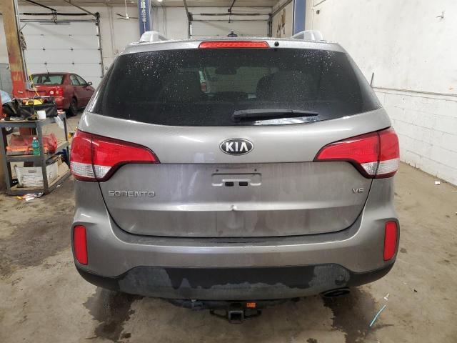  KIA SORENTO 2015 Серый