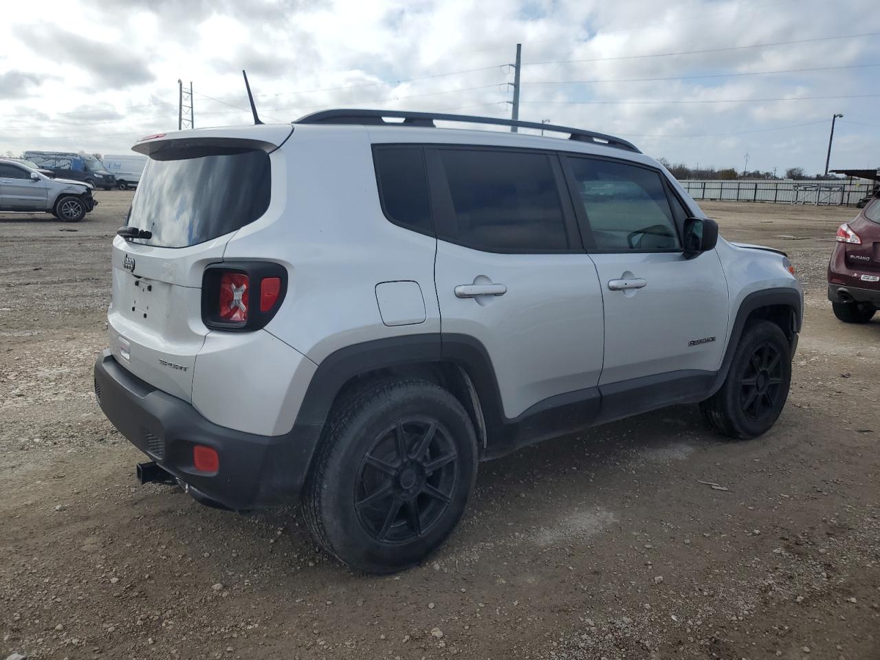 2018 Jeep Renegade - Image 3