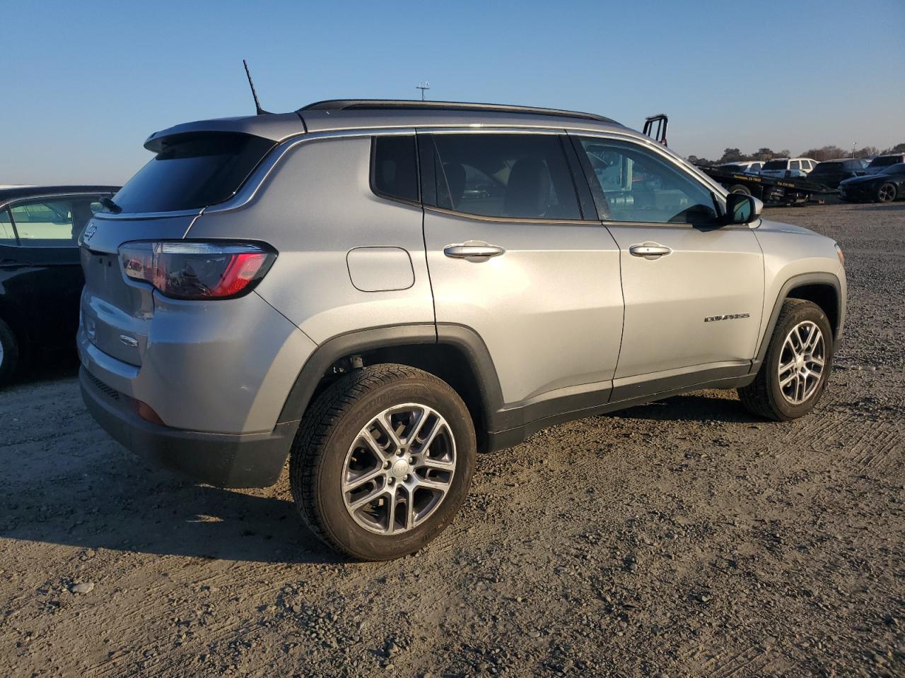 2020 Jeep Compass - Image 3