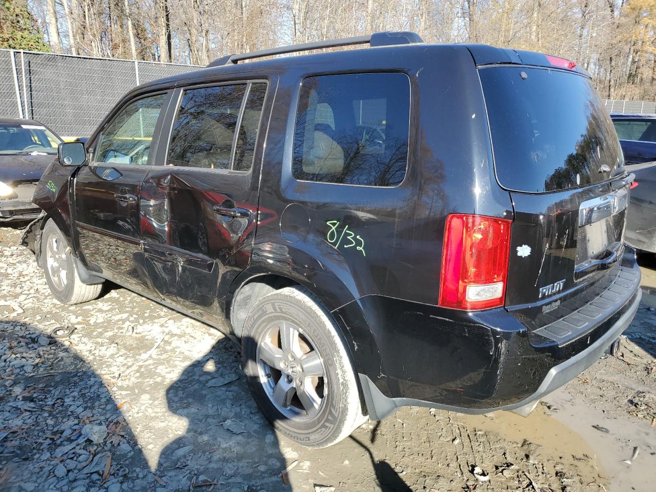 2011 Honda Pilot - Image 2