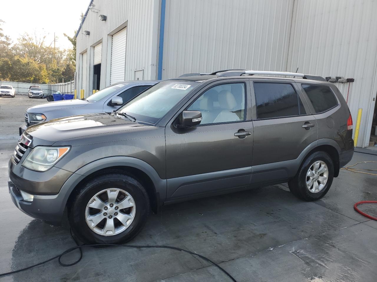 2009 Kia Borrego Lx na sprzedaż w Savannah, GA - Minor Dent/Scratches