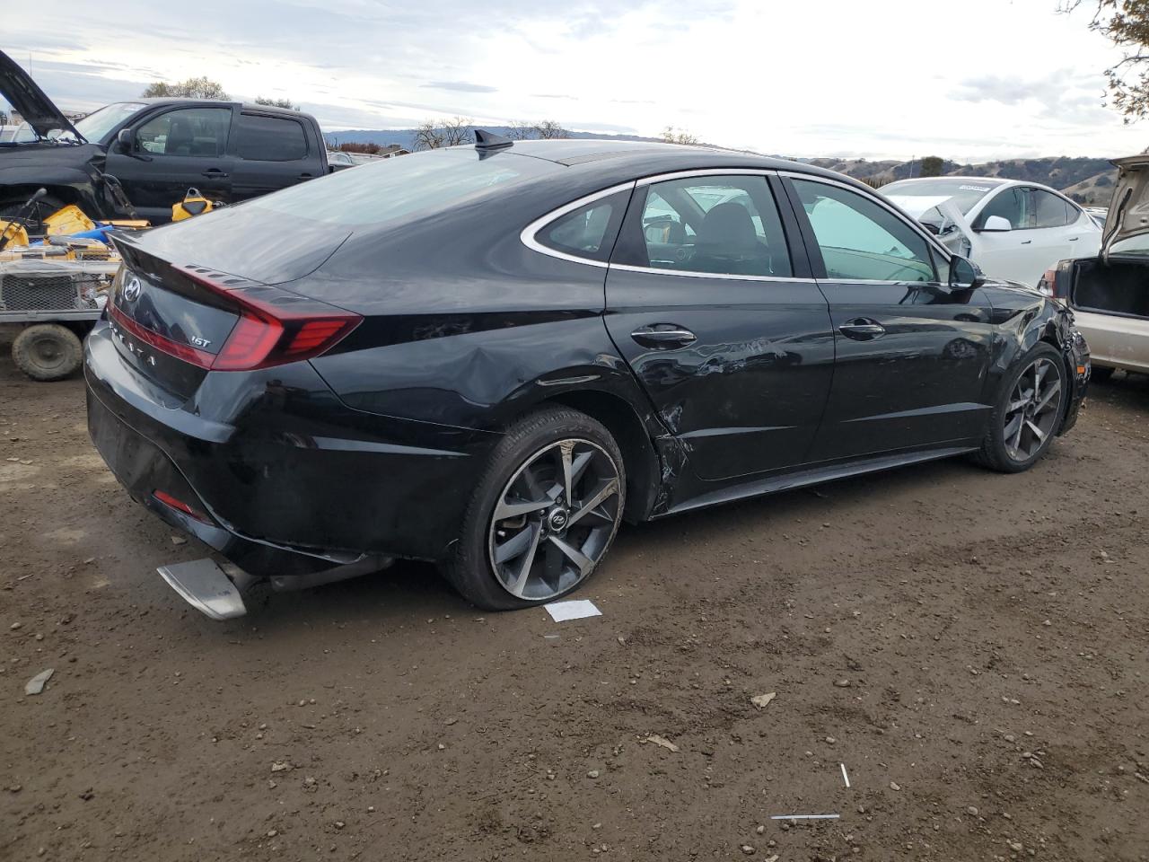 2021 Hyundai Sonata - Image 3