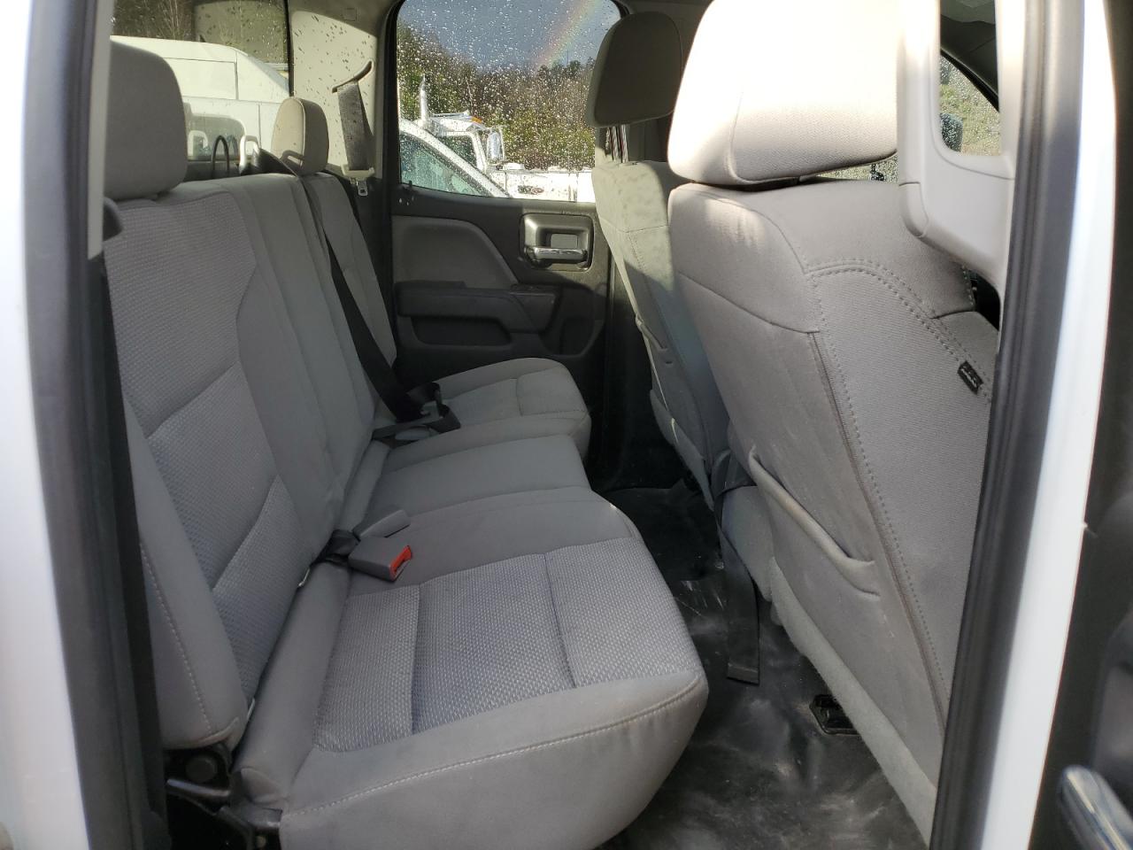 2019 Chevrolet Silverado - Image 10