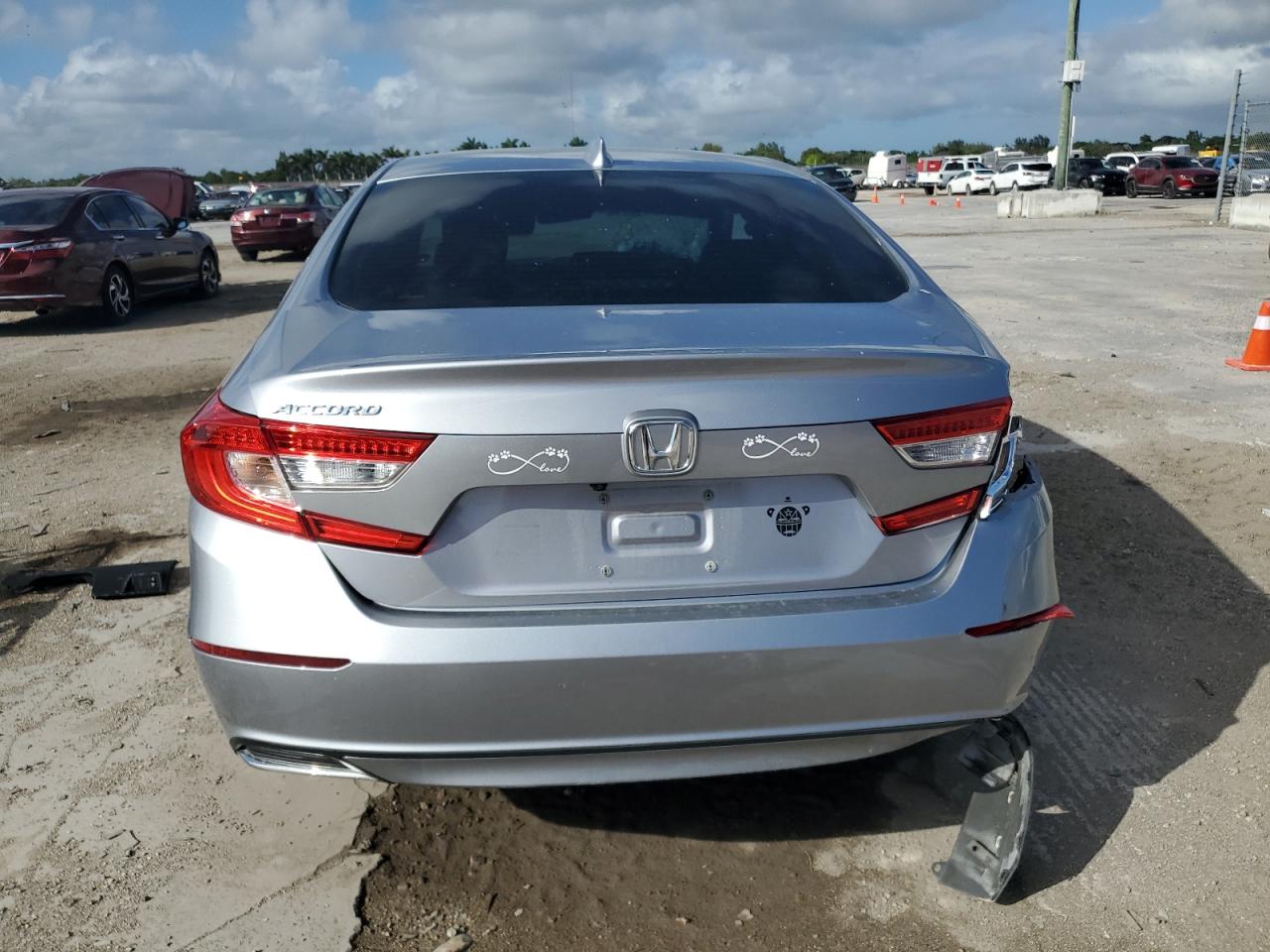 2020 Honda Accord - Image 6