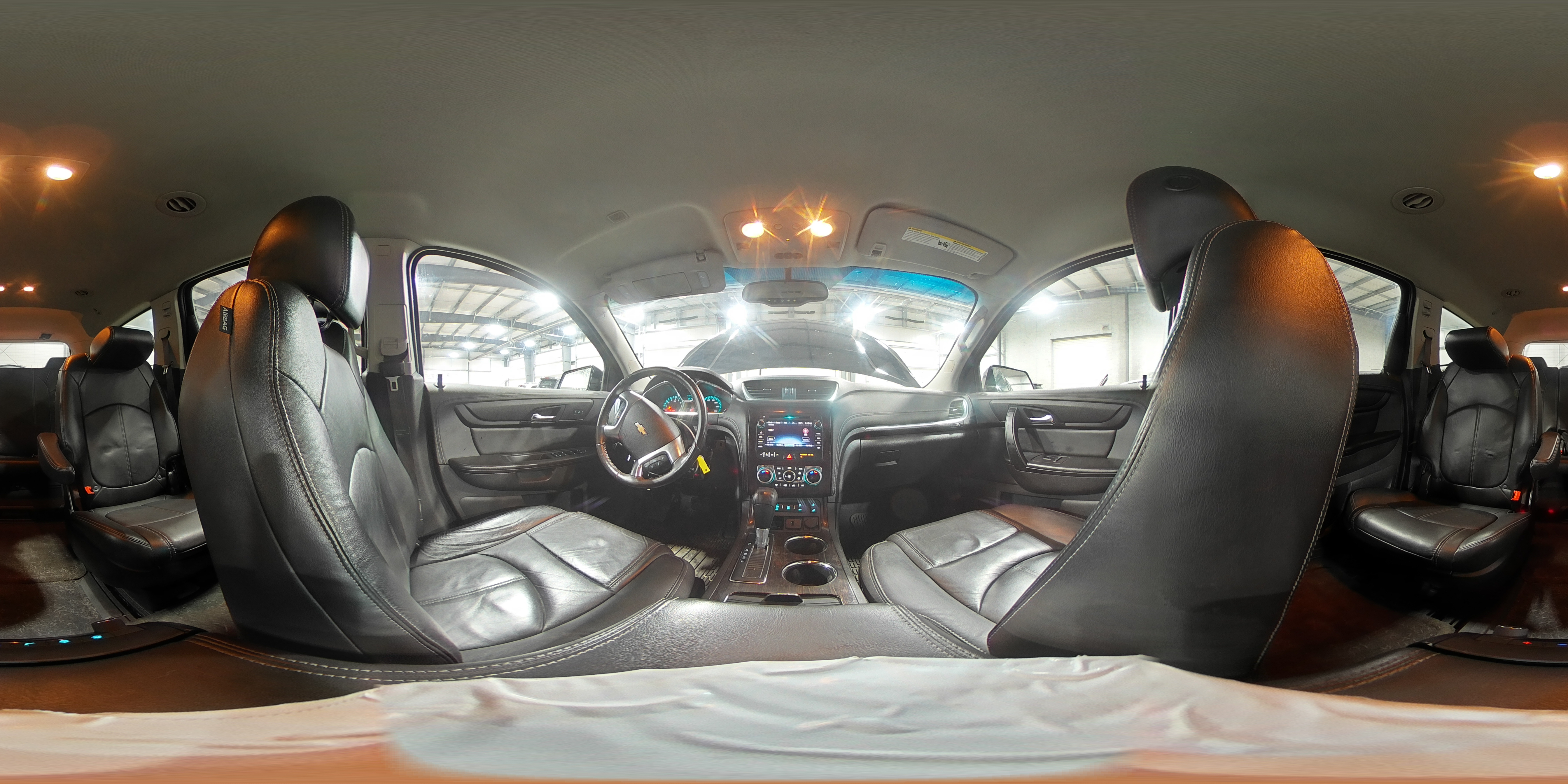 2017 Chevrolet Traverse - Image 15