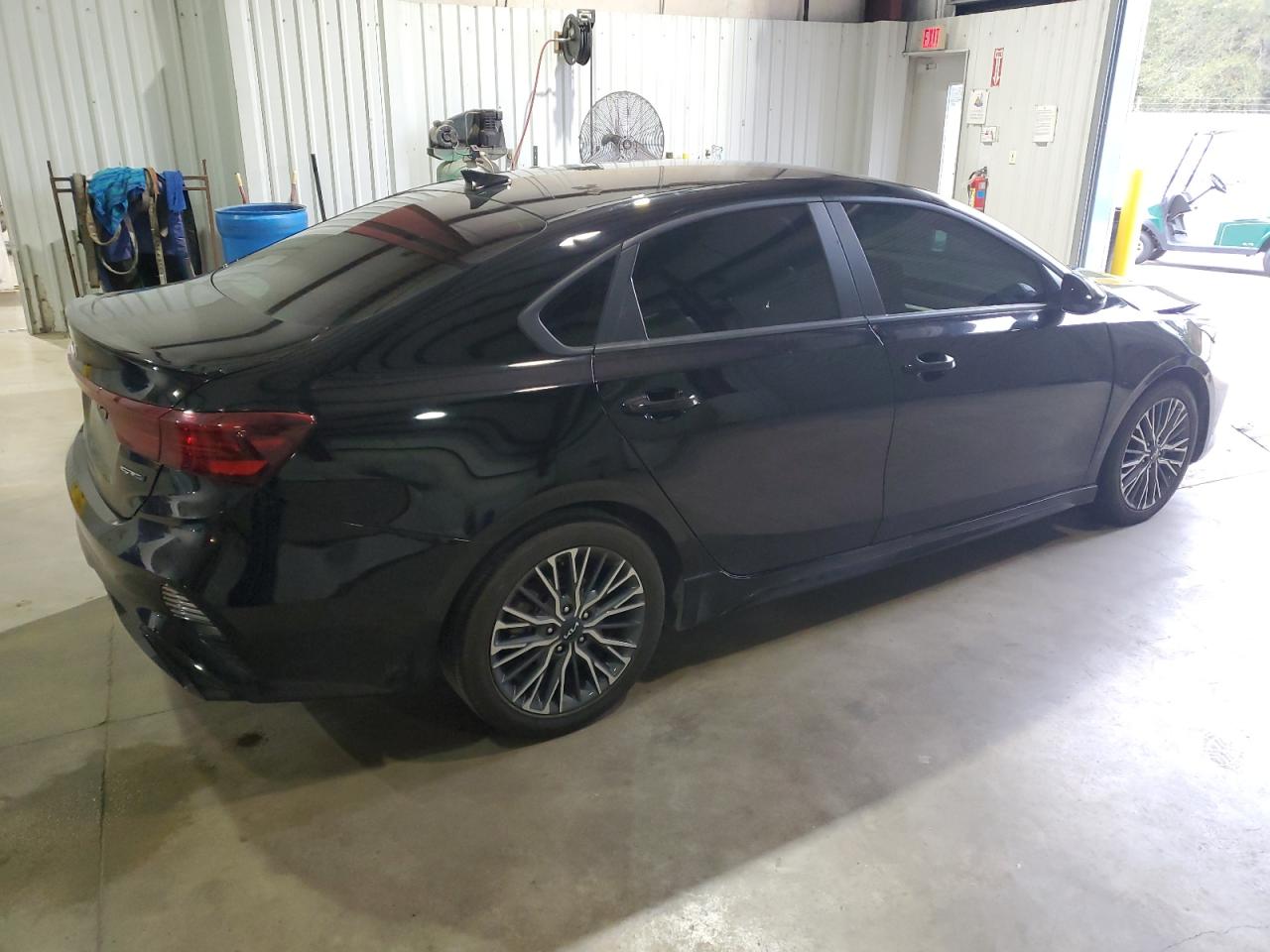 2023 Kia Forte - Image 3