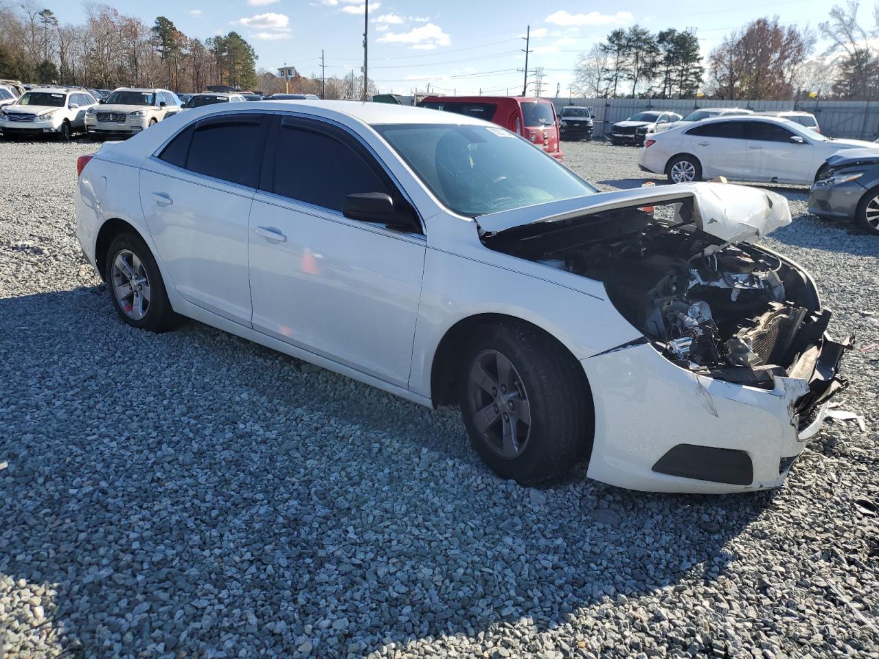 VIN 1G11B5SL7FF303309 2015 CHEVROLET MALIBU no.4