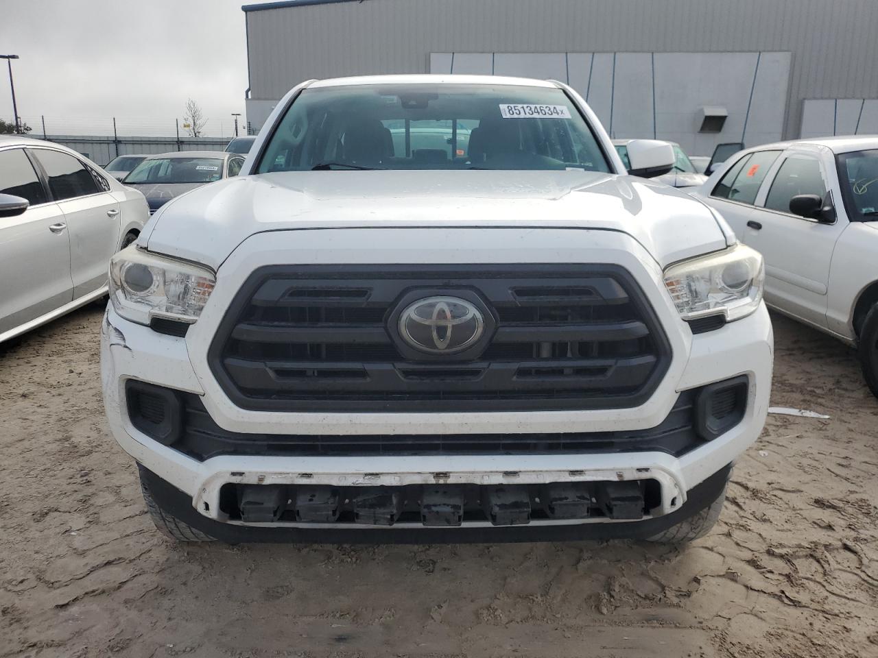 VIN 5TFAX5GN7JX120904 2018 TOYOTA TACOMA no.5