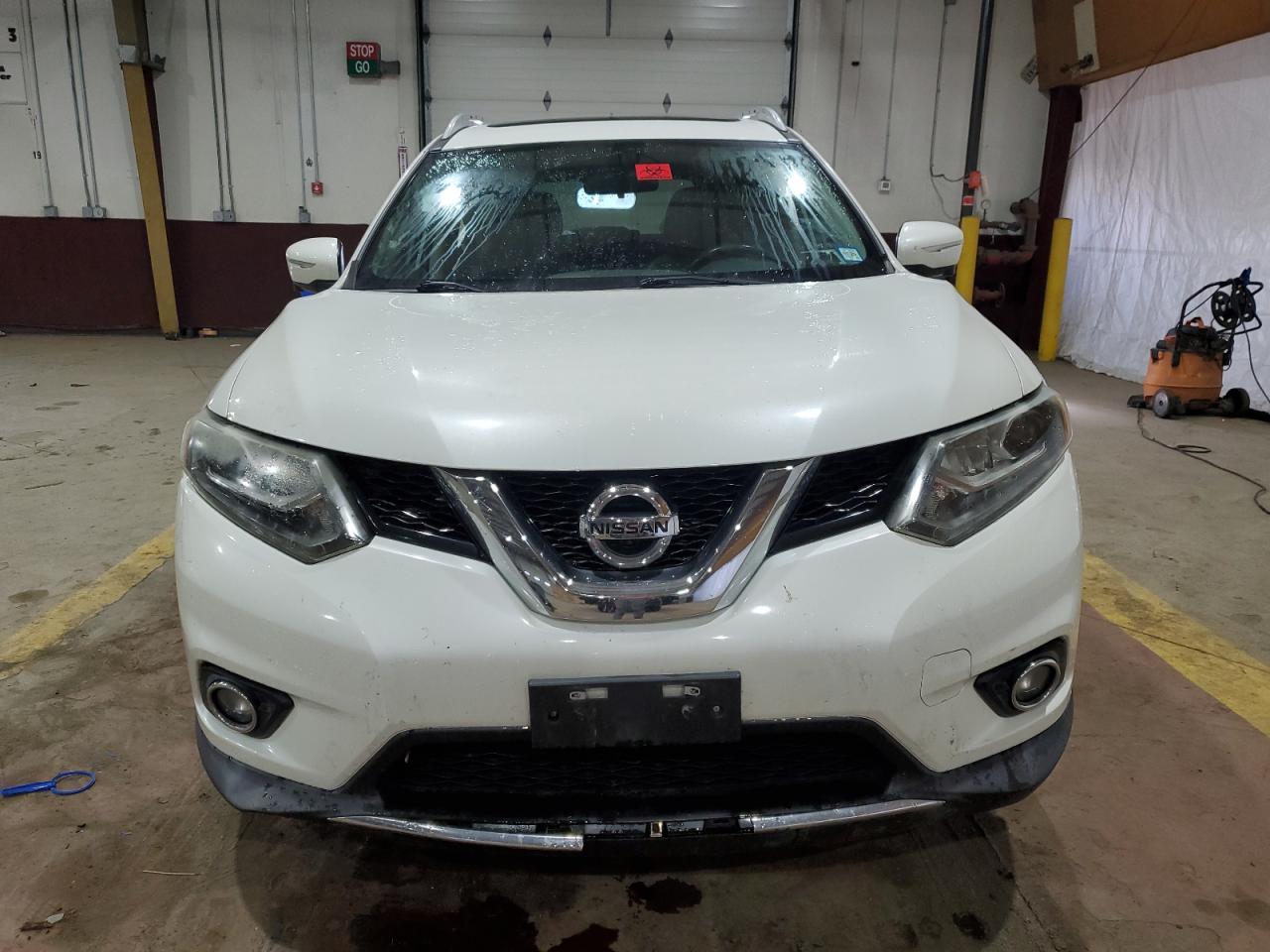 2015 Nissan Rogue - Image 5