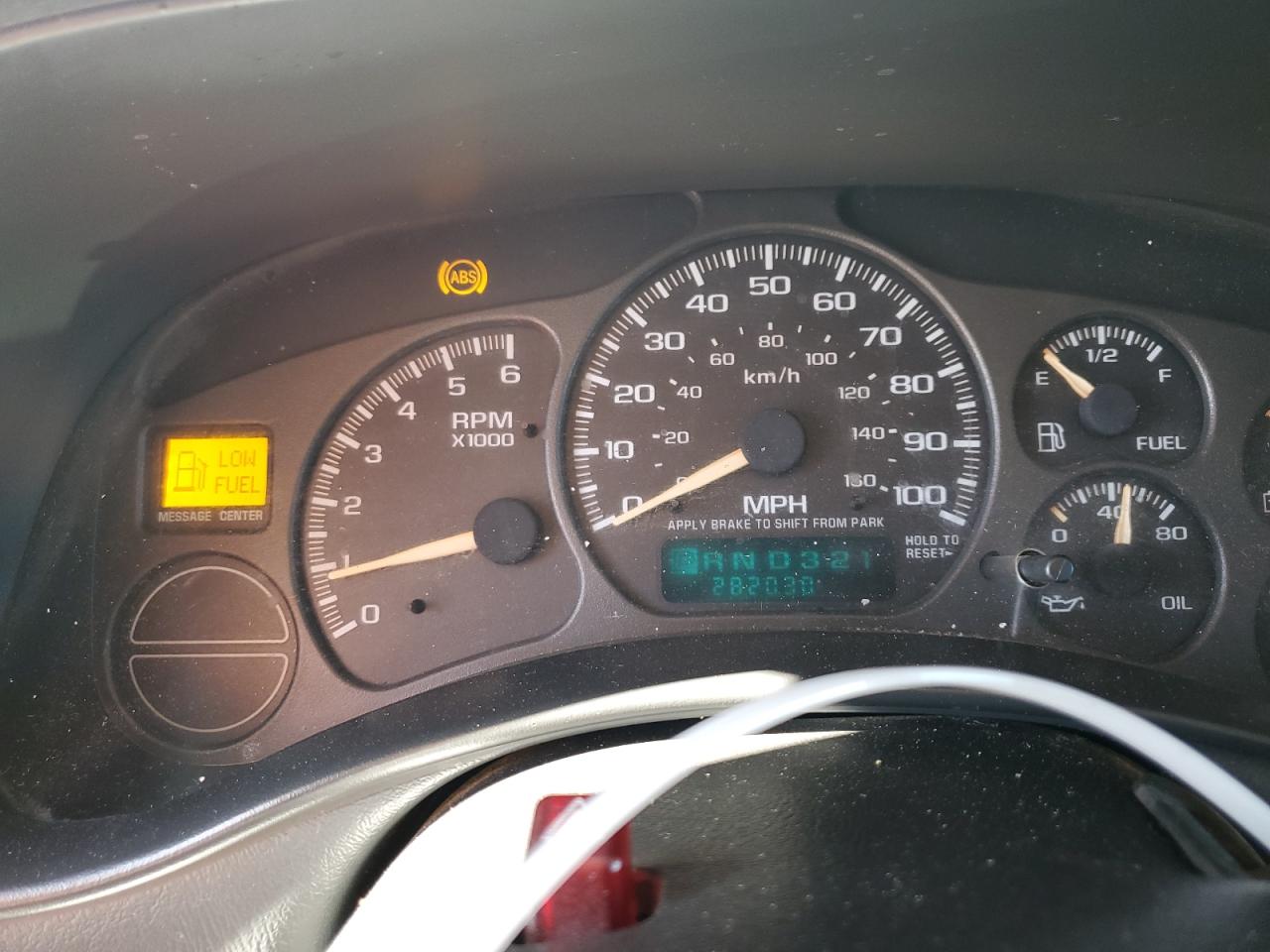 2002 Chevrolet Avalanche C1500 VIN: 3GNEC13T02G143299 Lot: 64387255