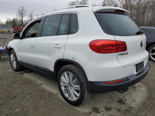 Parquets VOLKSWAGEN TIGUAN 2014 White