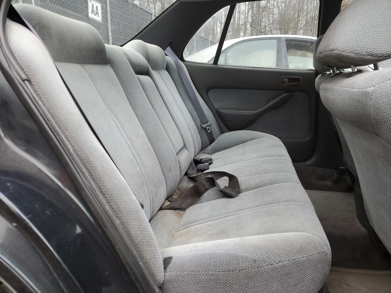 1994 Toyota Camry Le VIN: 4T1SK12E7RU451056 Lot: 86512464