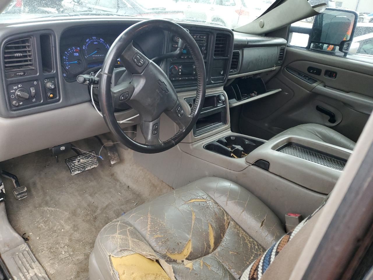 2006 Chevrolet Tahoe - Image 8