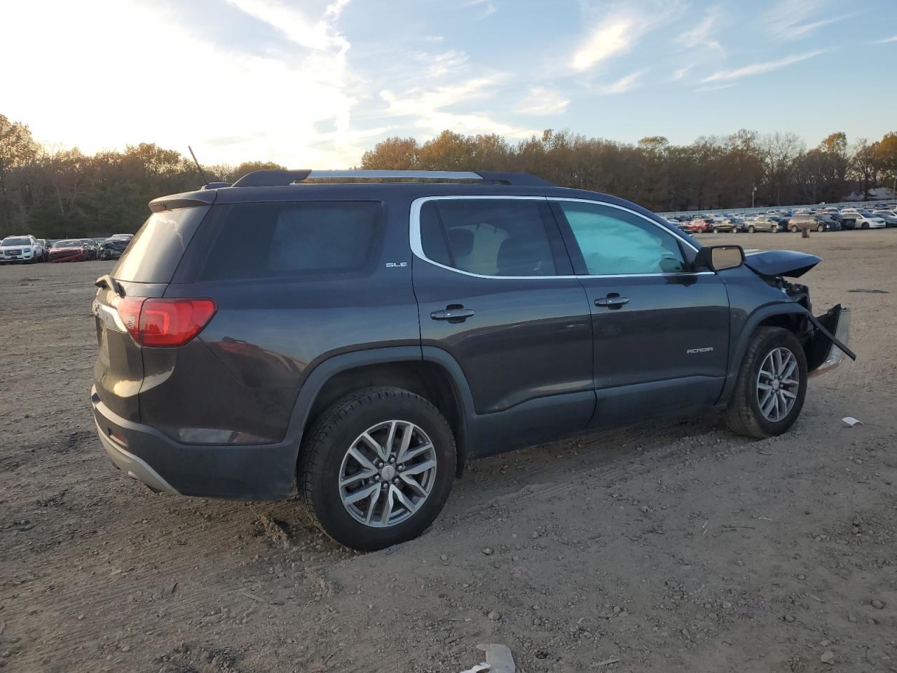 2018 GMC Acadia - Image 3