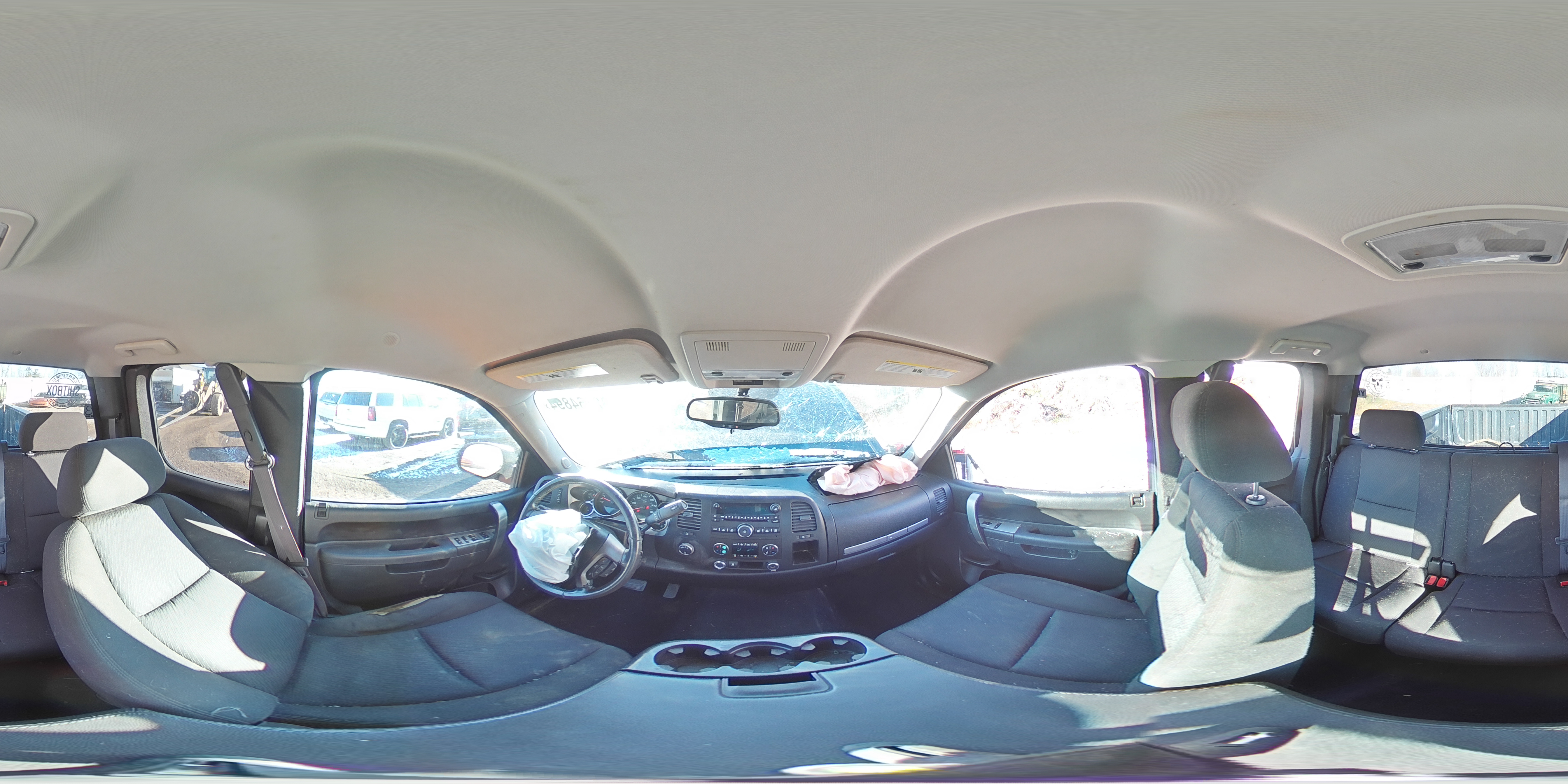 2011 Chevrolet Silverado - Image 13