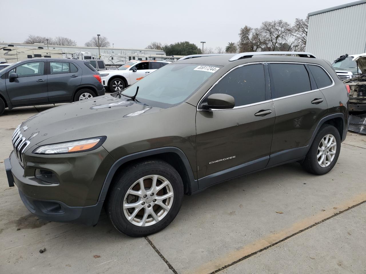 2015 Jeep Cherokee Latitude იყიდება Sacramento-ში, CA - Front End