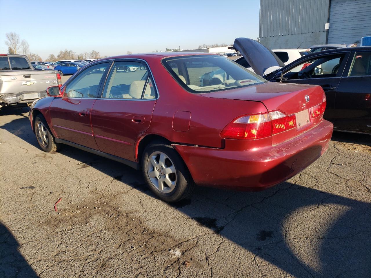 2000 Honda Accord - Image 2