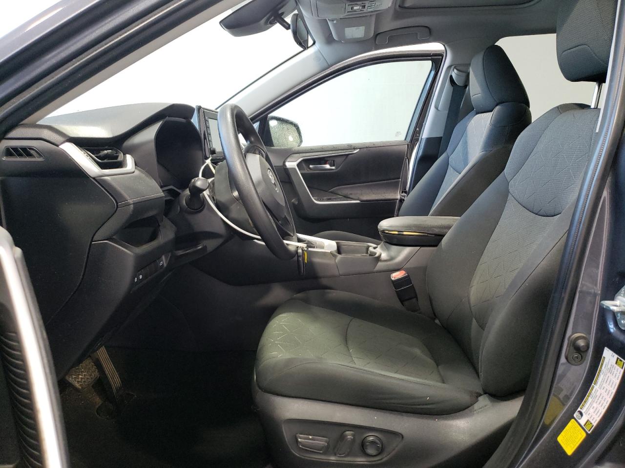 2020 Toyota RAV 4 - Image 7