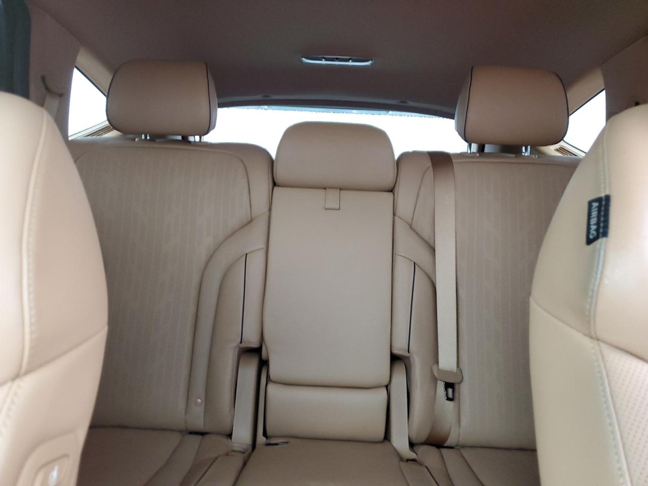 2022 Genesis GV80 - Image 10