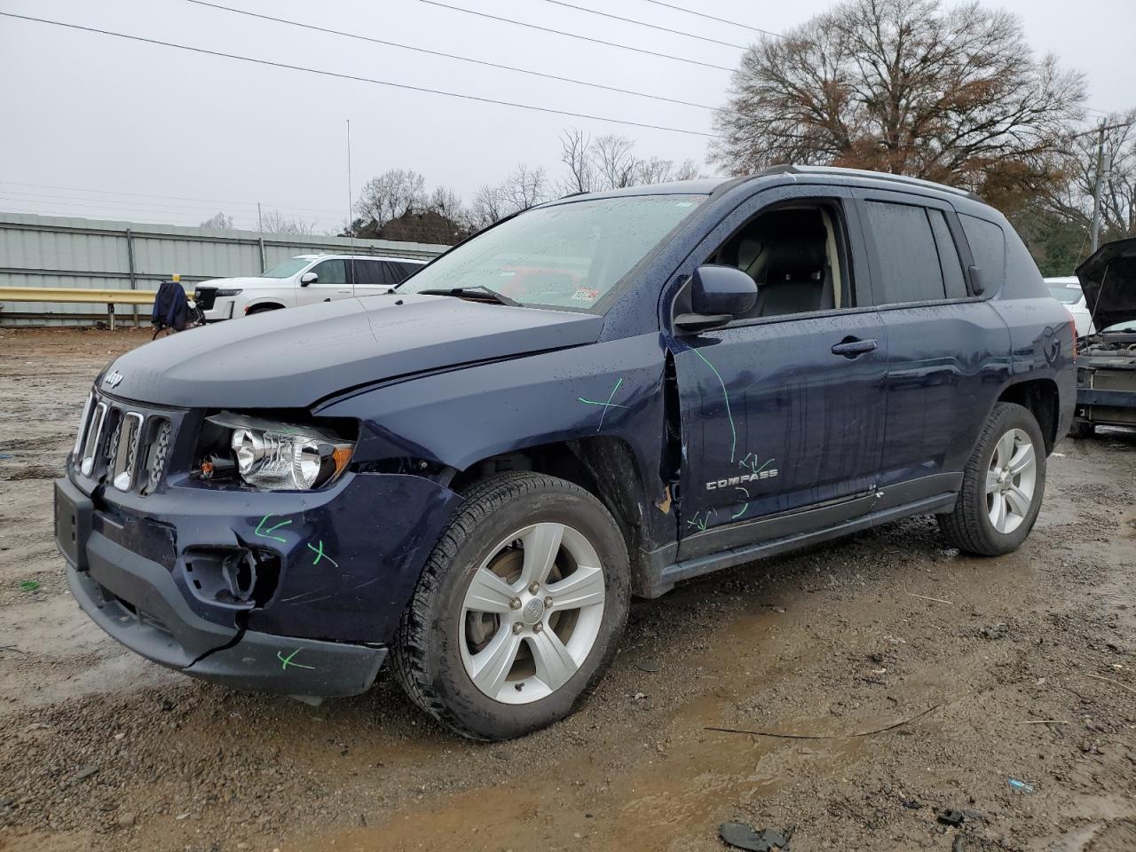 VIN 1C4NJDEB2GD810446 2016 JEEP COMPASS no.1