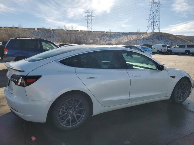  TESLA MODEL 3 2020 Белы