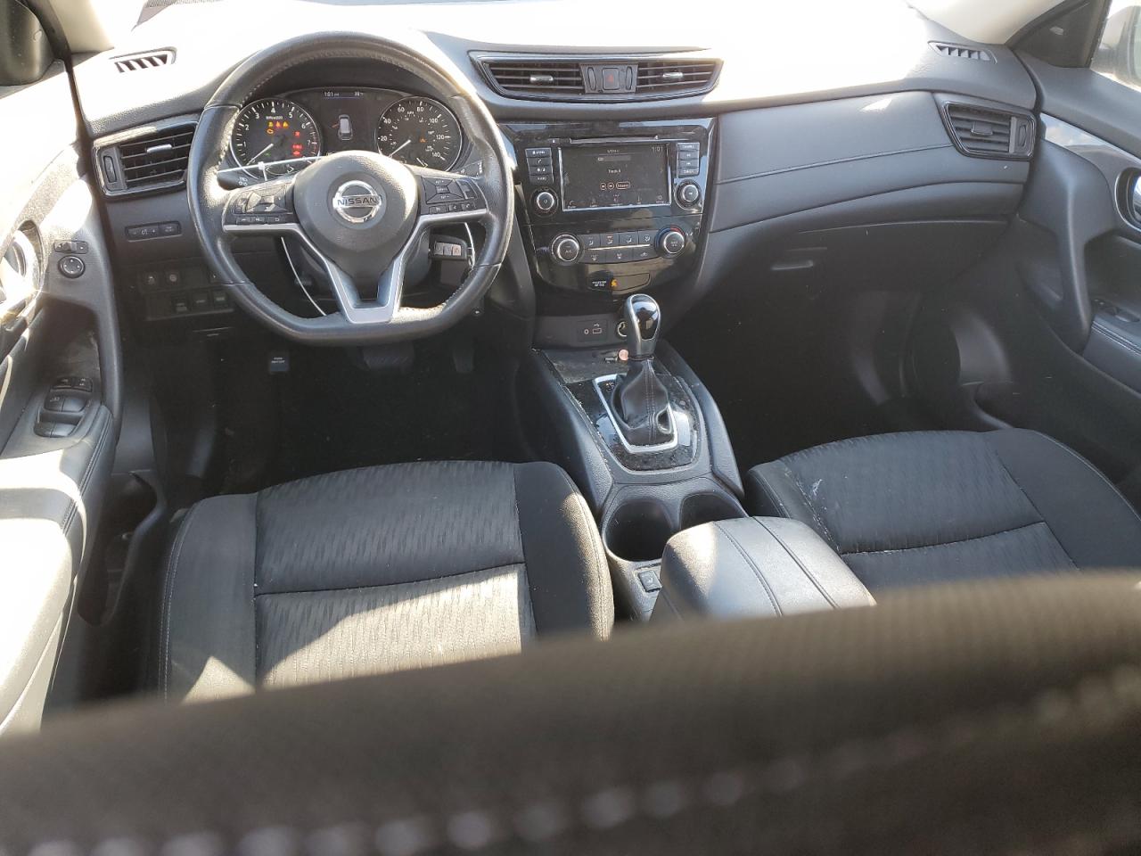 2019 Nissan Rogue - Image 8