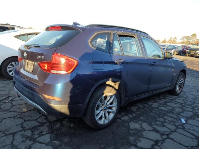  BMW X1 2015 Синий