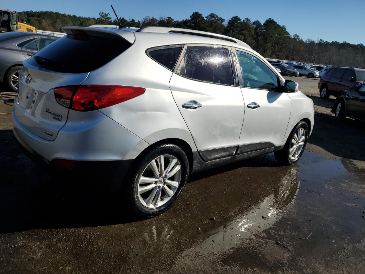 2011 Hyundai Tucson - Image 3