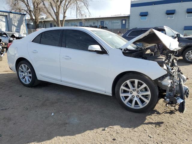 Sedans CHEVROLET MALIBU 2015 Biały