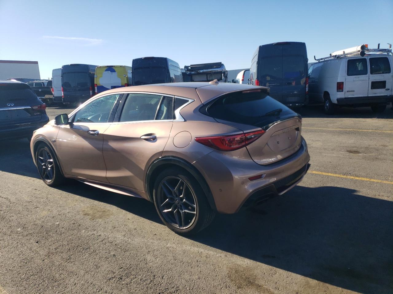 2017 Infiniti QX30 - Image 2
