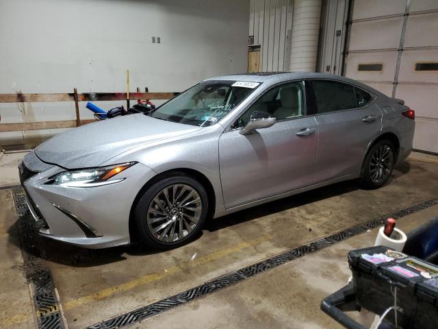  LEXUS ES300 2024 Srebrny