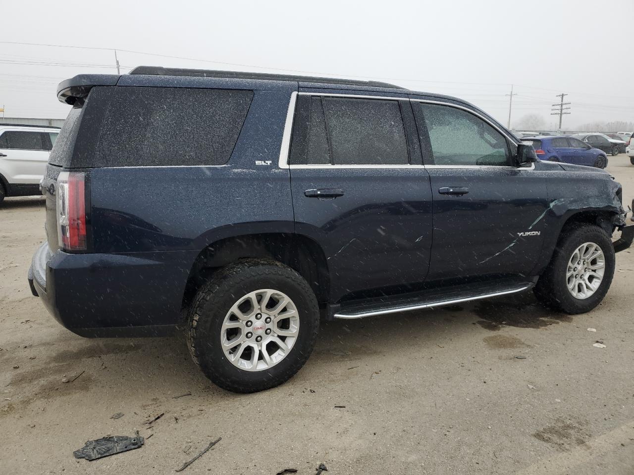 VIN 1GKS2BKC6HR388921 2017 GMC YUKON no.3