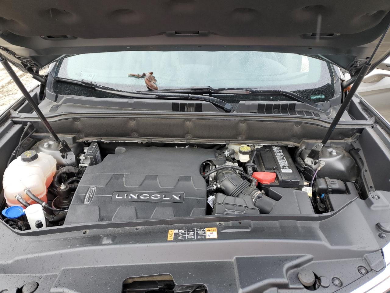 2016 Lincoln MKX - Image 12