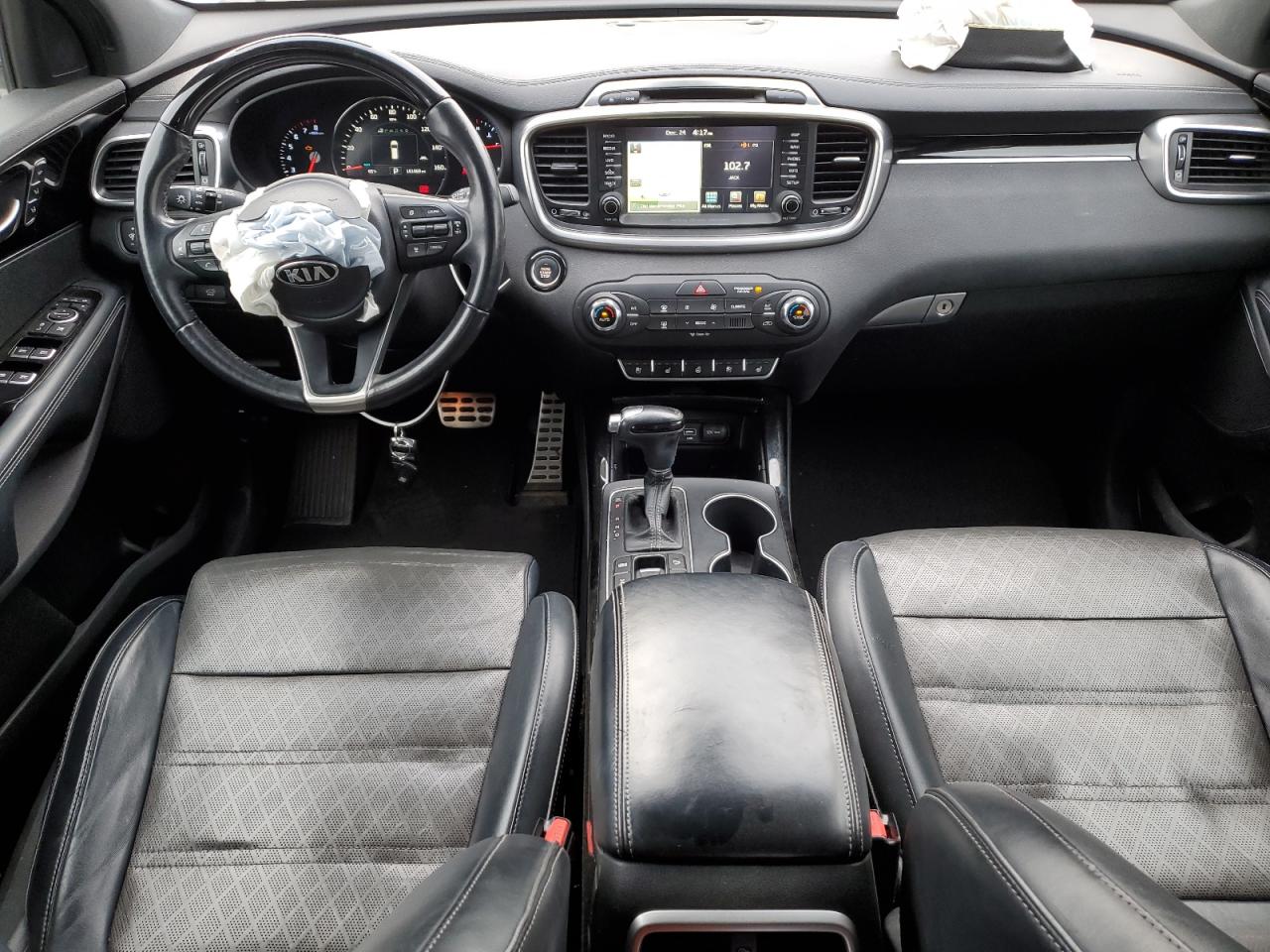 2016 Kia Sorento - Image 8