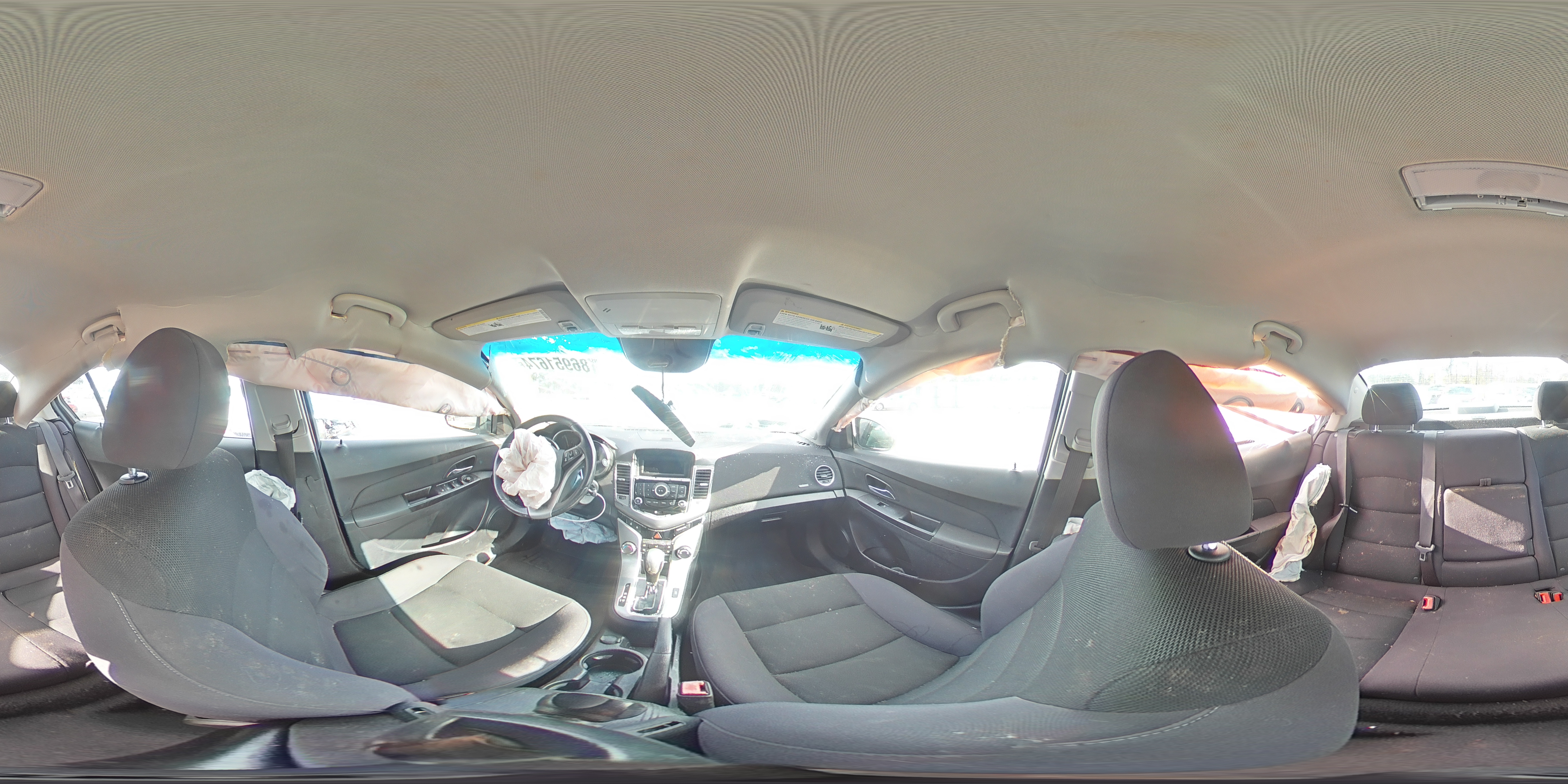 2014 Chevrolet Cruze - Image 15