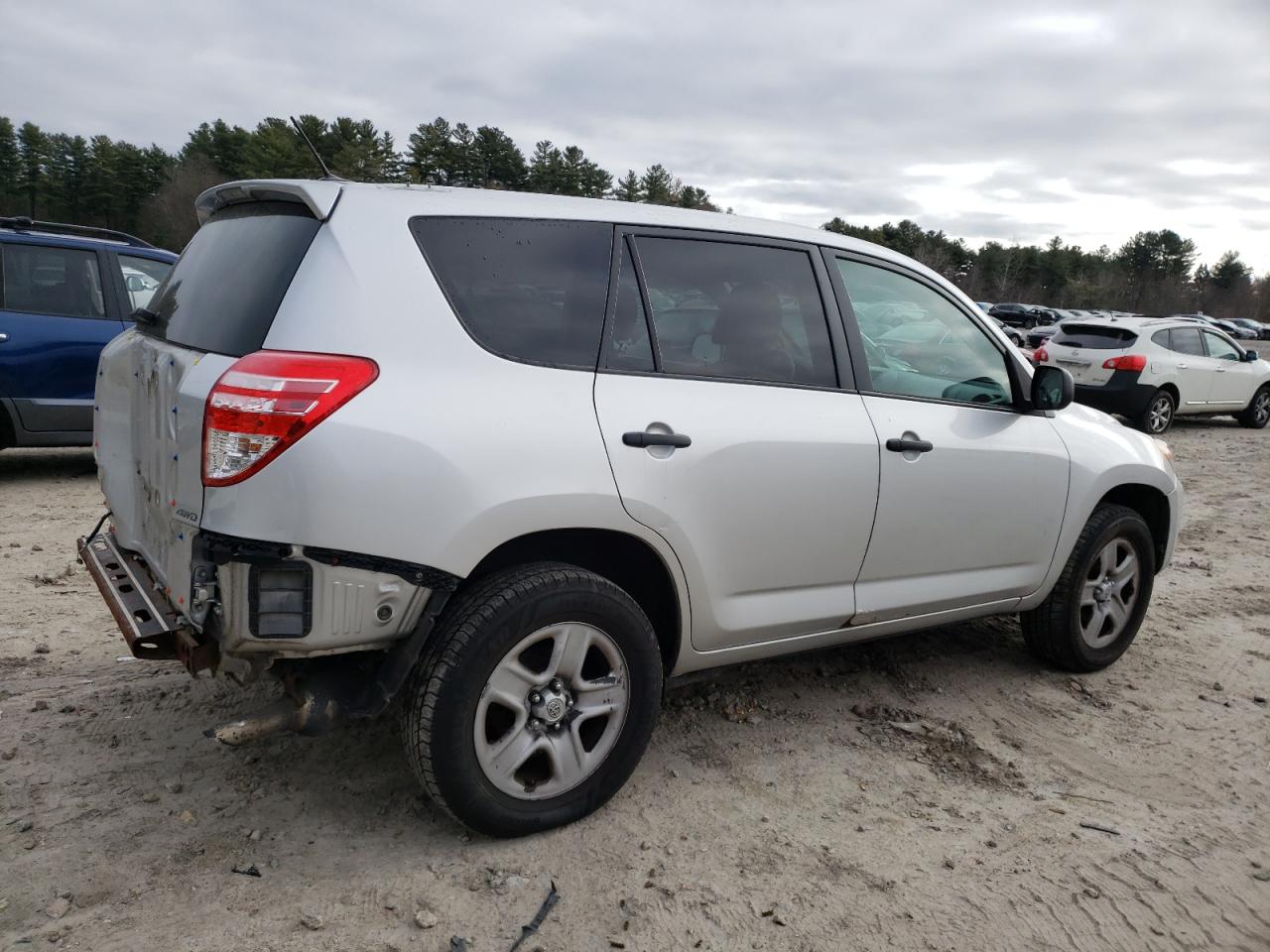 2010 Toyota RAV 4 - Image 3