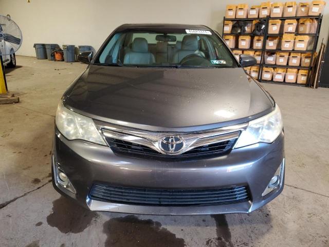  TOYOTA CAMRY 2014 Серый