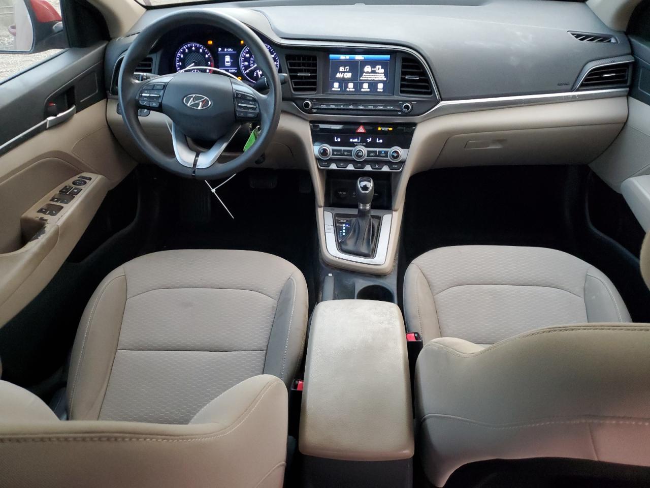 2020 Hyundai Elantra - Image 8