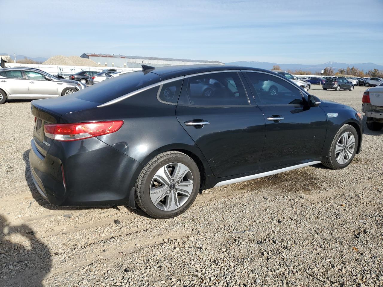 VIN KNAGU4LE0J5020414 2018 KIA OPTIMA no.3