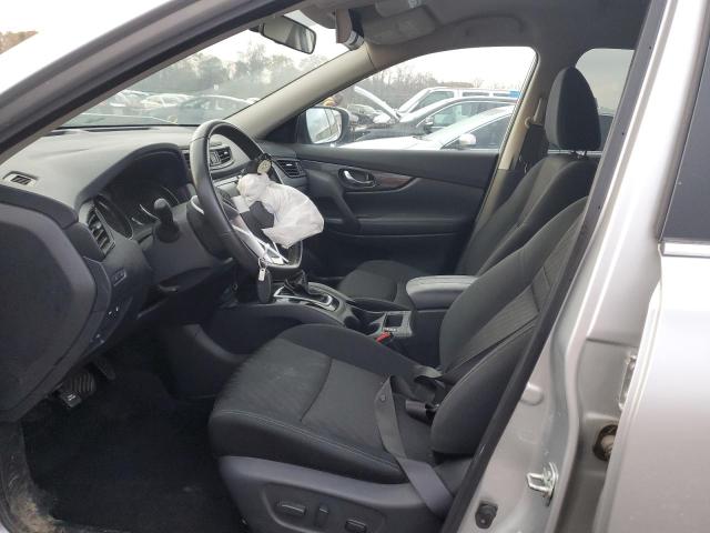  NISSAN ROGUE 2018 Srebrny