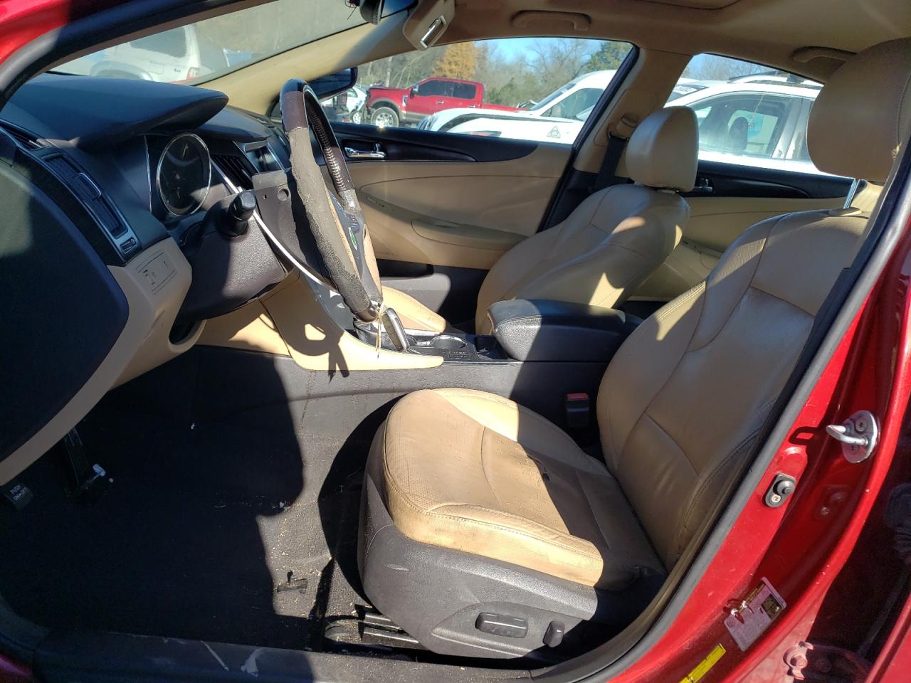 2011 Hyundai Sonata - Image 7